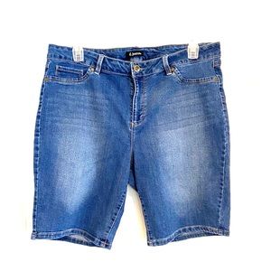 D. Jeans Plus Size Bermuda Shorts